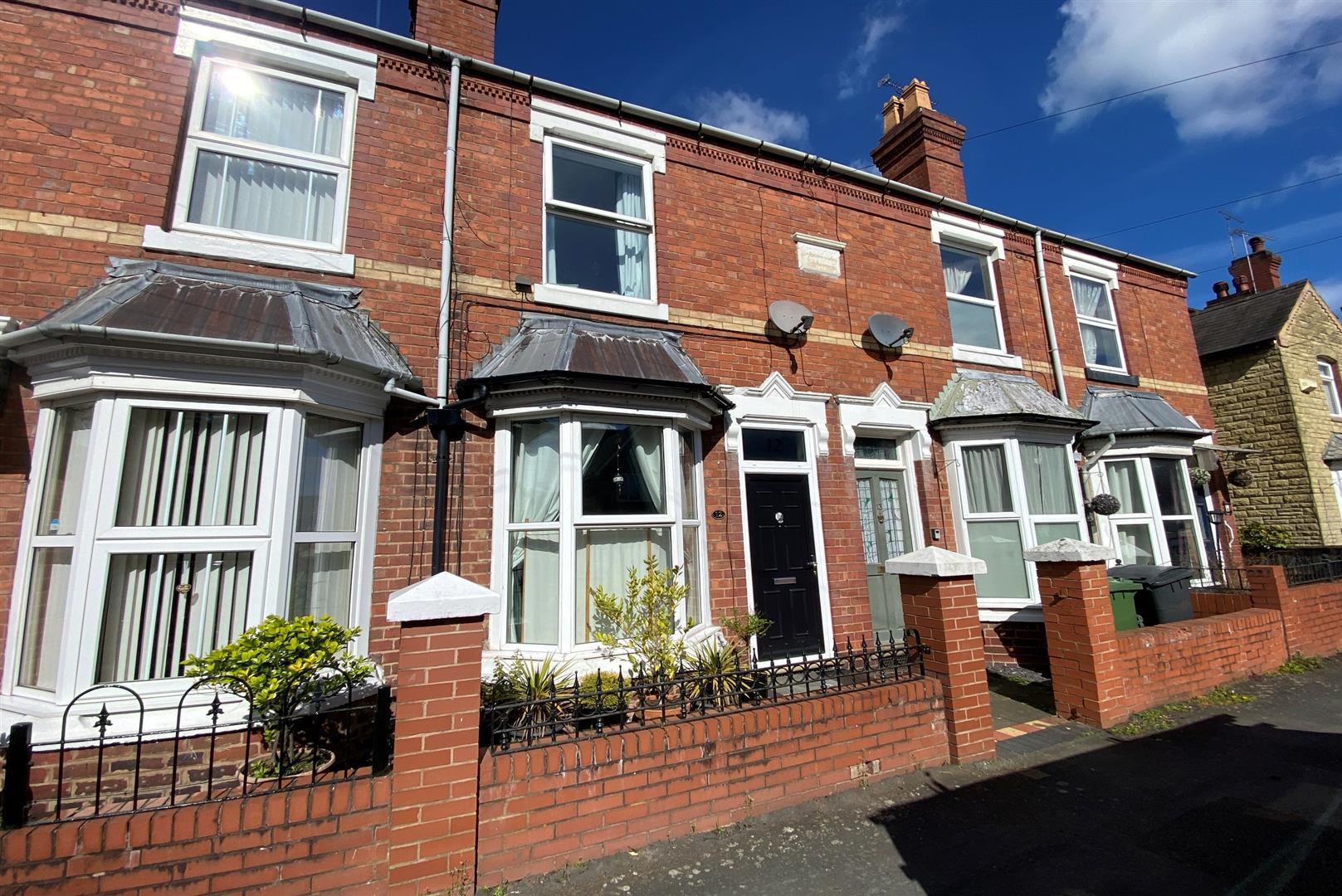 3 bed property in Clarence Street, Kidderminster